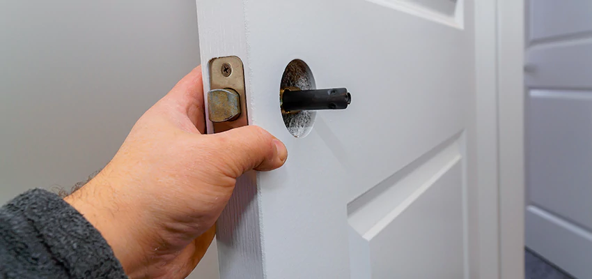 Nighttime Locksmith For Lock Repair in Twentynine Palms, CA
