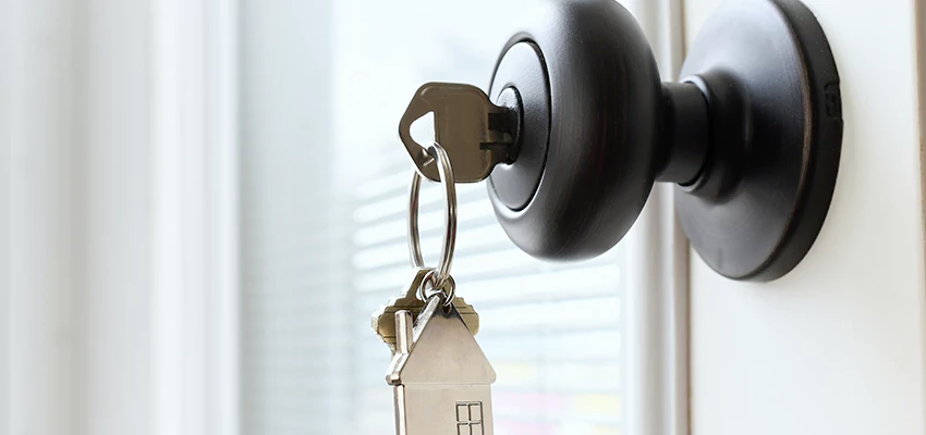 Bifold Door Knob Replacement in Twentynine Palms, California